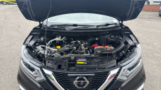 Nissan Qashqai 1.2 DiG-T N-Connecta 5dr Petrol Hatchback